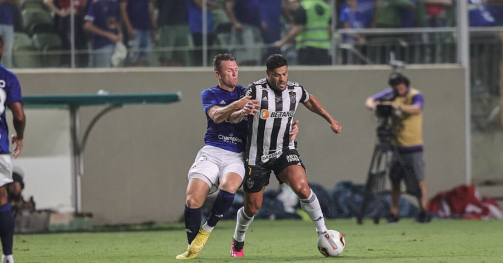 Cruzeiro e Atlético em campo