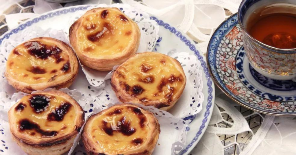 Pastéis de nata, tradicional quitute Português.