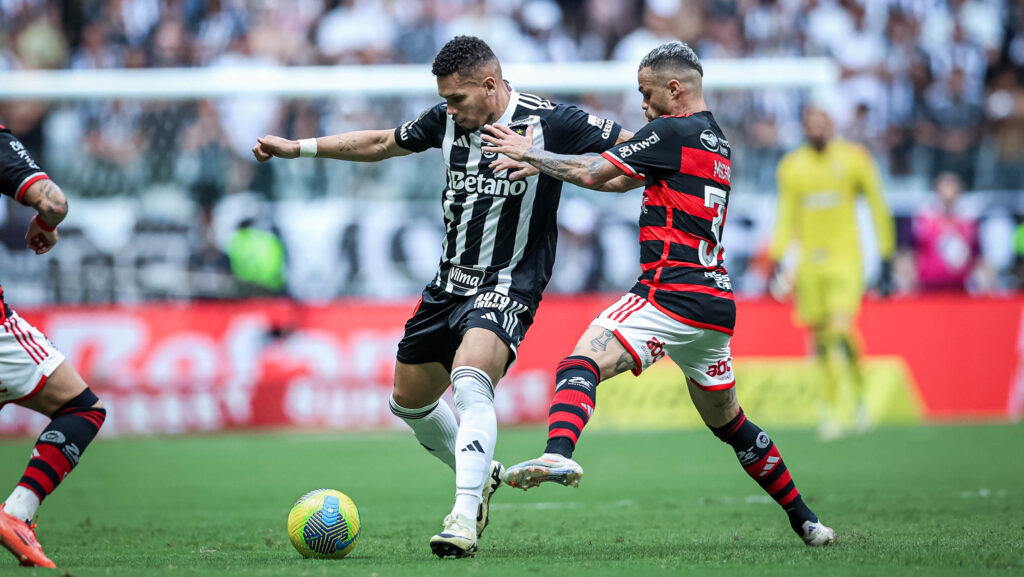 jogadores do atlético e do flamengo