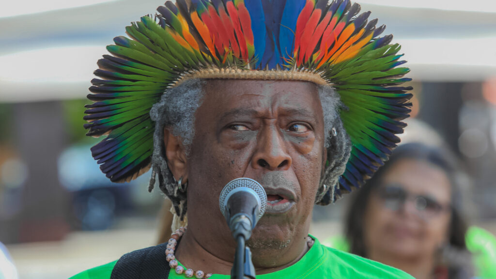 maurício tizumba cantando