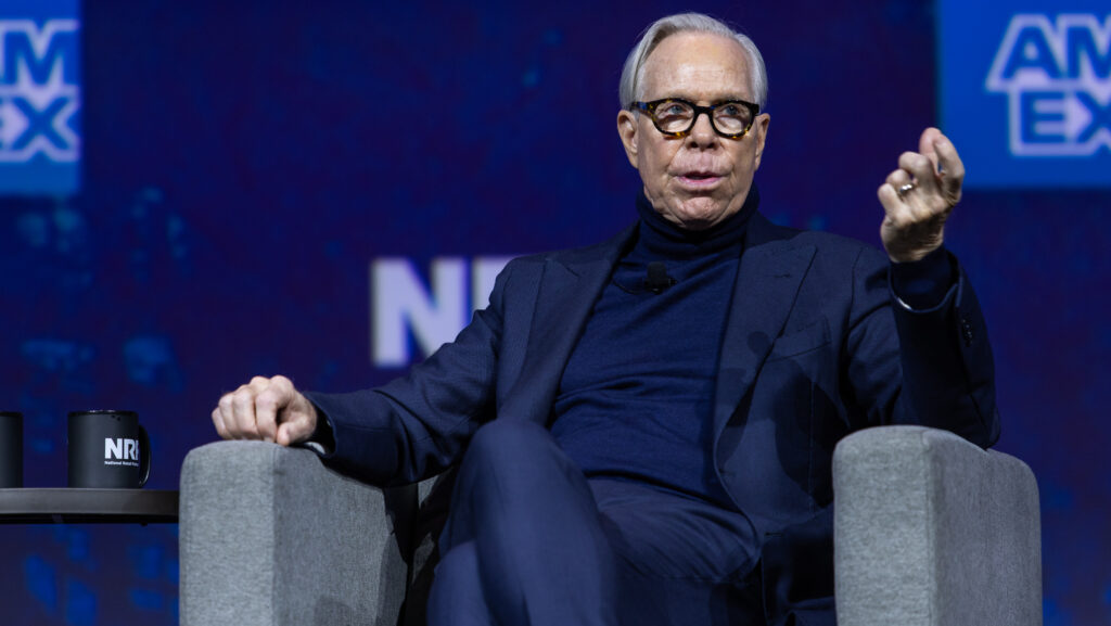 tommy hilfiger palestrando na nrf