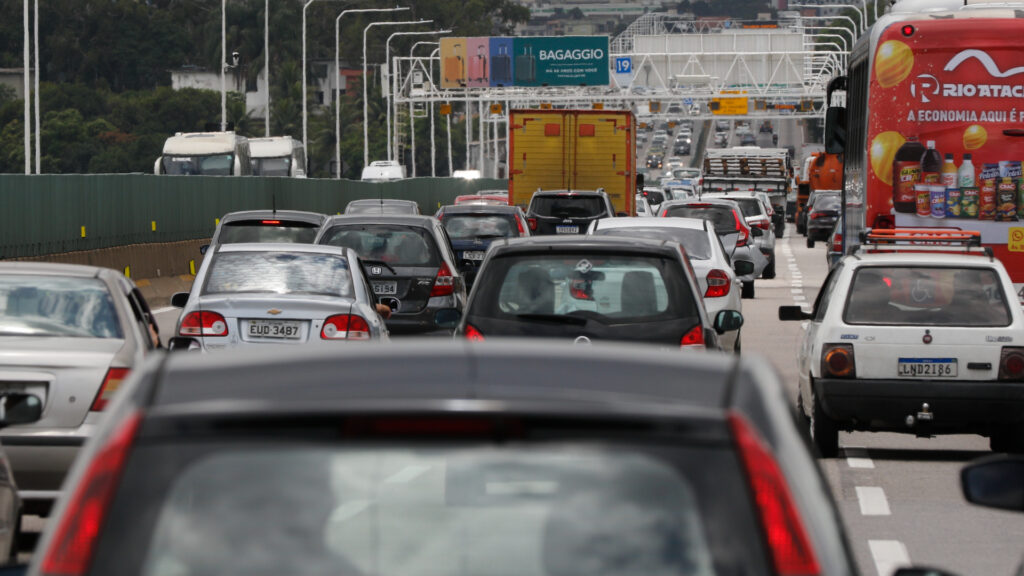 Trânsito de carros no Brasil