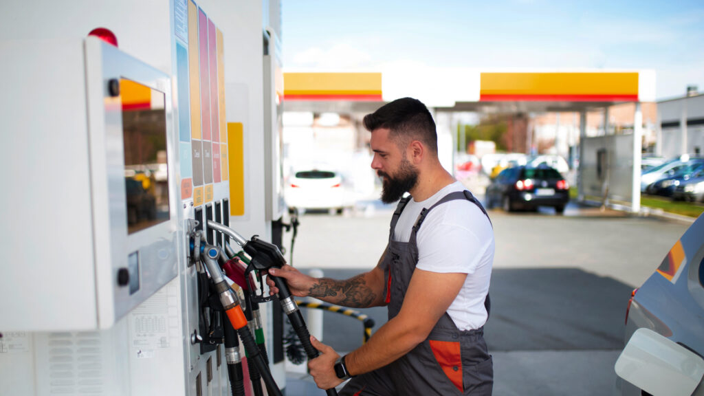 posto de gasolina sem bandeira