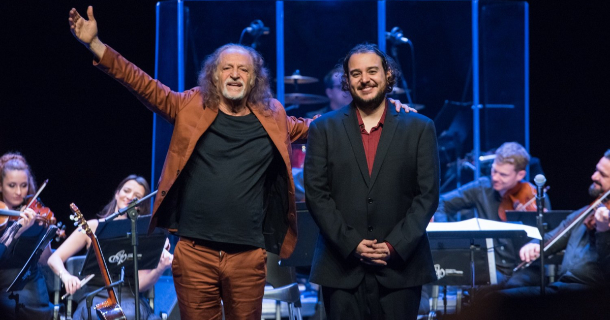 alceu valença e rodrigo toffolo no palco