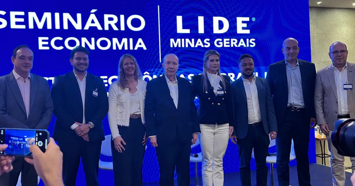 especialistas no palco do seminário perspectivas econômicas do brasil