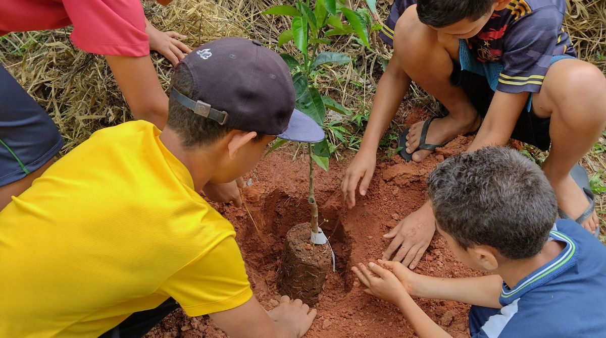 Anglo American fortalece compromisso social com programa de voluntariado 'Embaixadores do Bem' no Minas-Rio