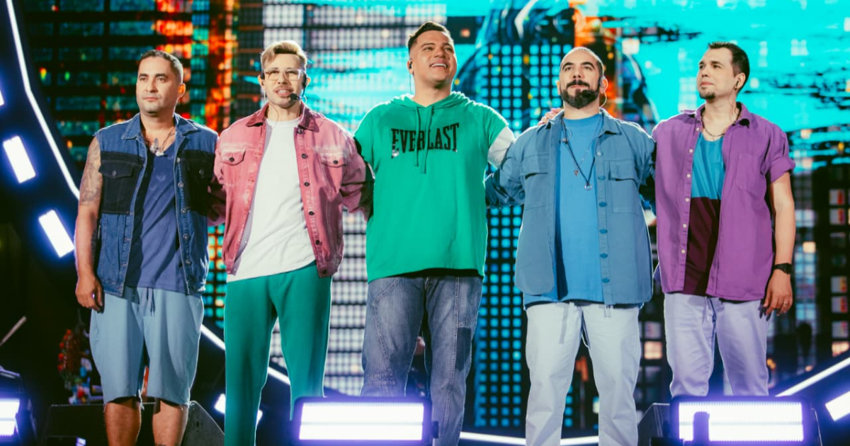 sorriso maroto no palco