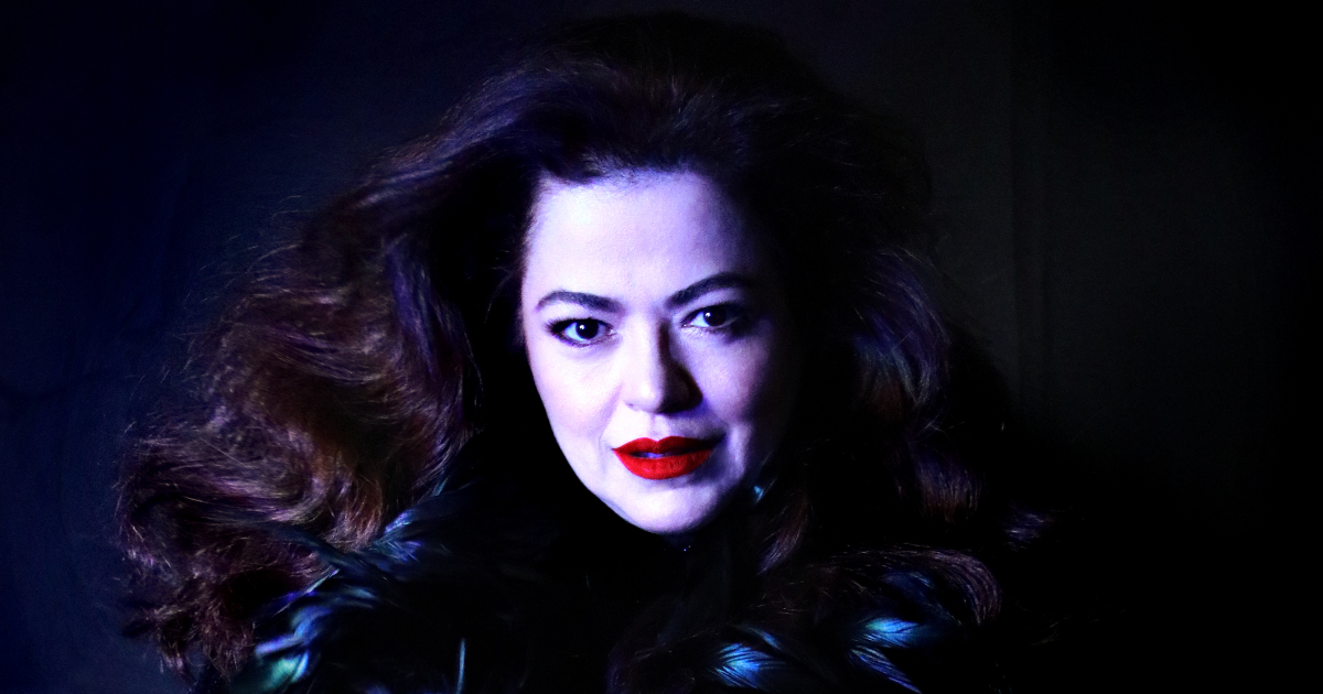 margareth reali posando