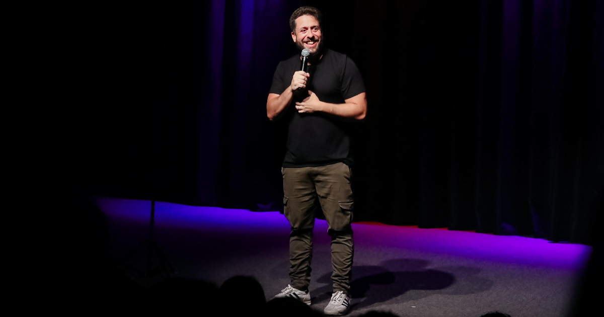 maurício meirelles se apresentando