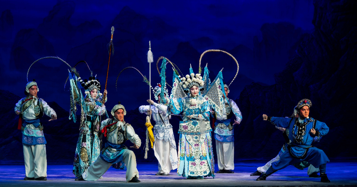 companhia nacional da ópera de pequim no palco