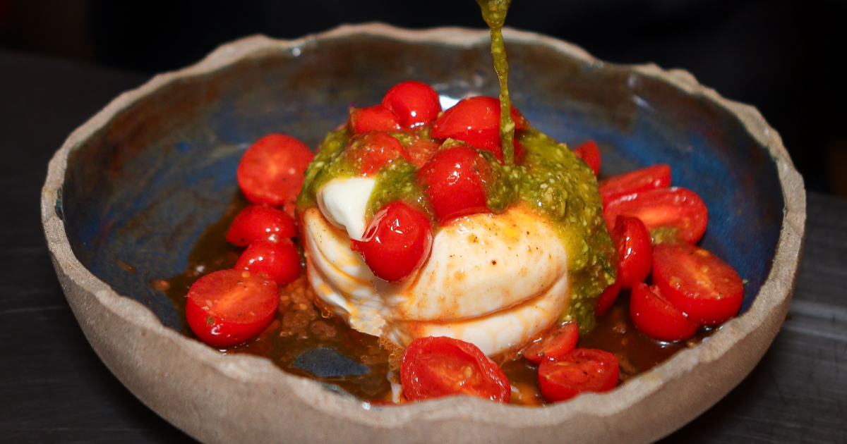 prato do restaurante quintal com chefs