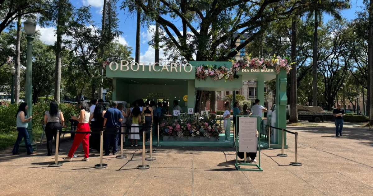 estande de o boticário na praça da liberdade