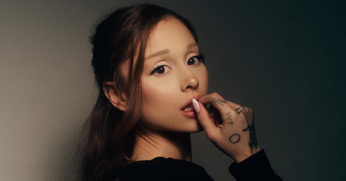 ariana grande photoshoot para o álbum petal
