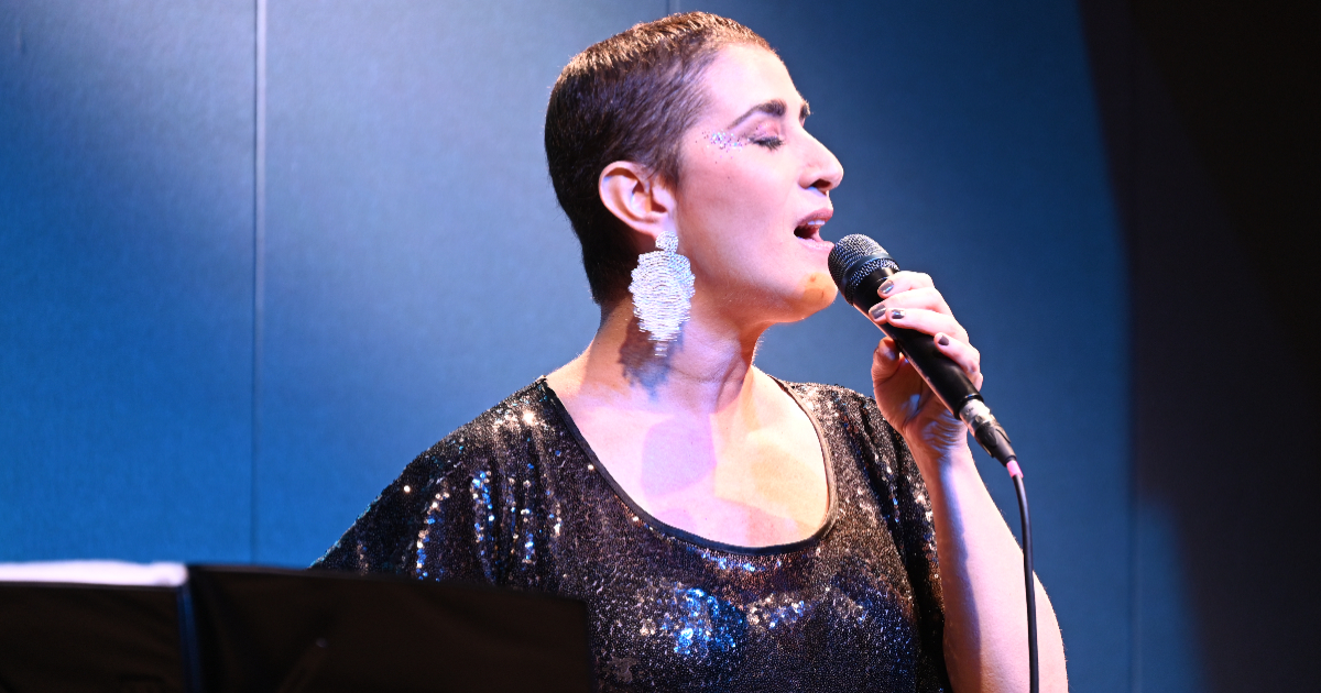 paula santoro cantando