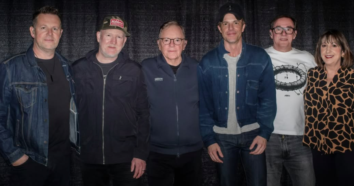 banda new order posando