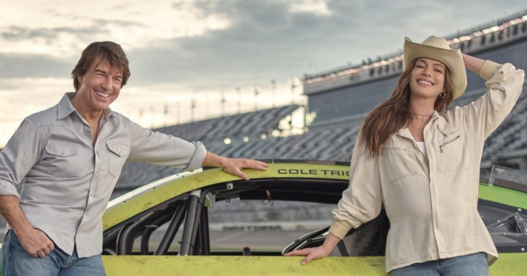 tom cruise e anne hathaway na divulgação do filme dias de trovão