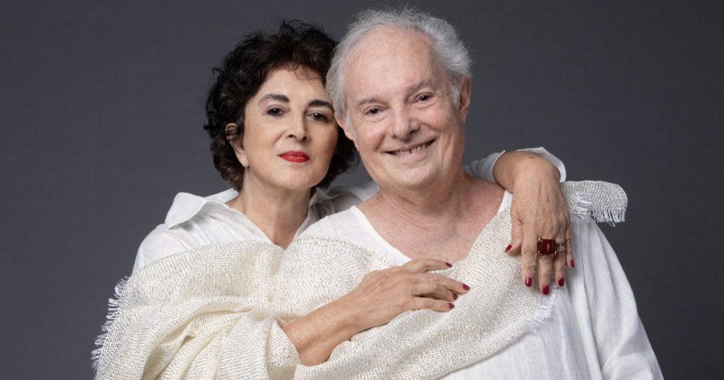 olivia abraçando francis hime