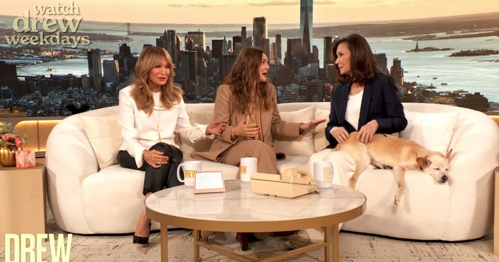 drew barrymore entrevistando jaclyn smith e kate jackson